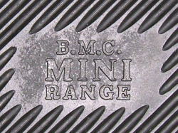 BMCマーク入り 復刻フロアーラバーマット